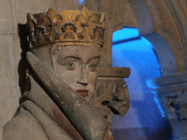 Das Bild zeigt die Uta von Naumburg